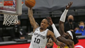 火箭队选秀瞄准乔丹标准：五位年轻球员潜力无限，谁能成传奇？