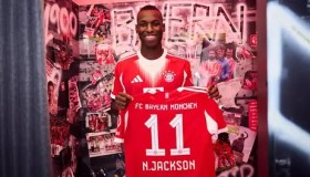 巴塞罗那逆转纽卡斯尔，拉什福德关键进球助巴萨2-1取胜