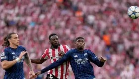 红军竞技场绝杀风云：强阵突变下的比赛失利与球员受伤